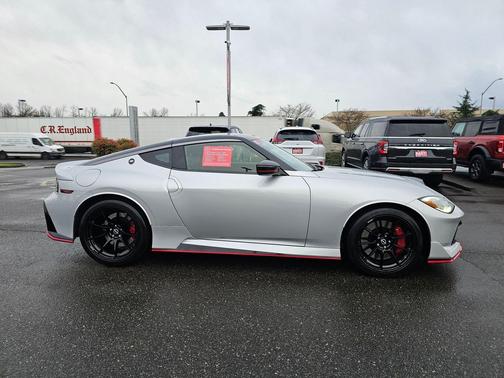 2024 Nissan Z NISMO Auto