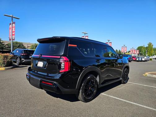 2025 Nissan Armada PRO-4X 4WD
