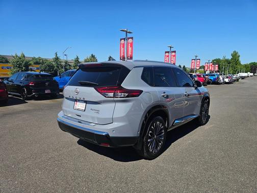 2024 Nissan Rogue Platinum