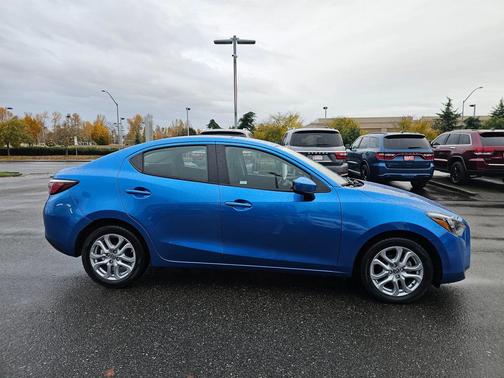 2016 Scion iA Base (A6)