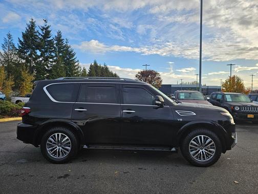 2022 Nissan Armada SL