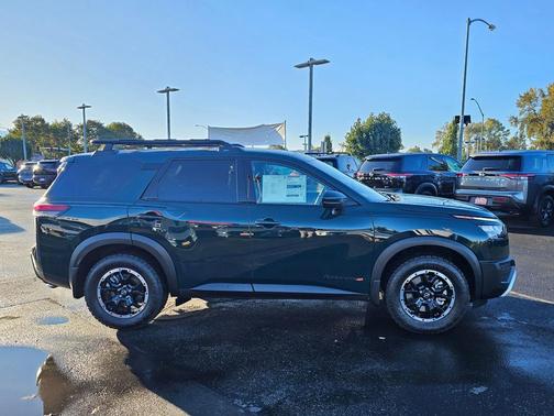 2025 Nissan Pathfinder Rock Creek 4WD
