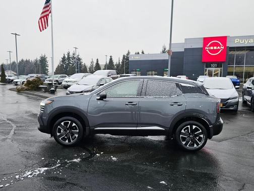 2025 Nissan Kicks SV