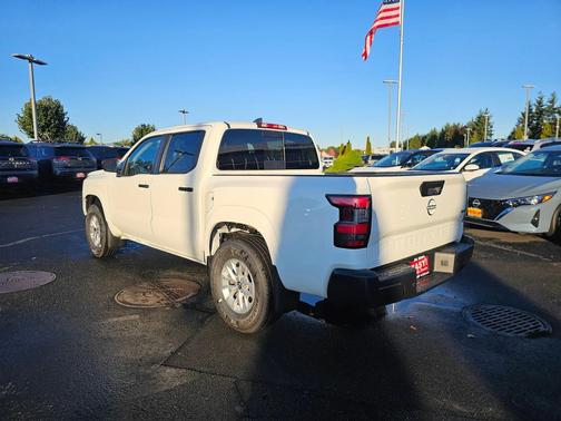 2025 Nissan Frontier S