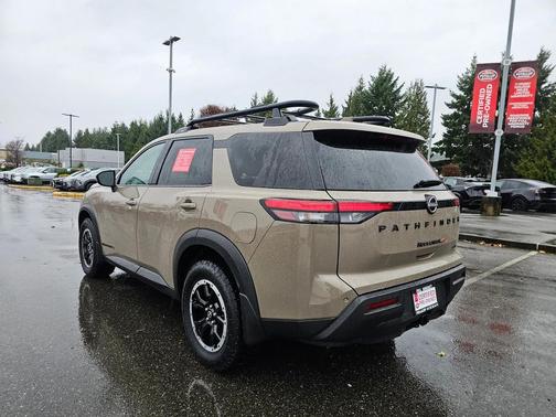 2024 Nissan Pathfinder Rock Creek 4WD