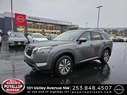 2025 Nissan Pathfinder SL 4WD