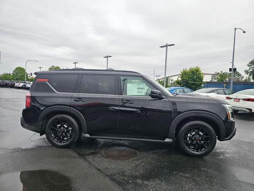 2025 Nissan Armada PRO-4X 4WD