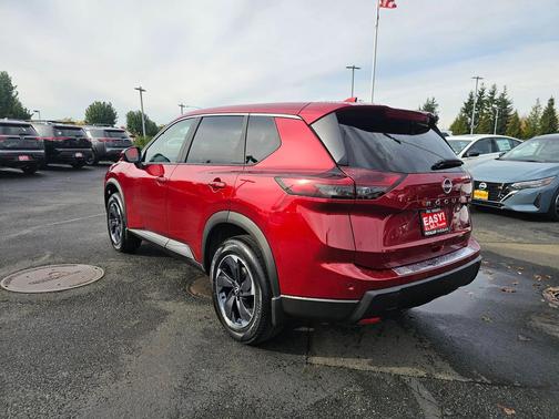 2025 Nissan Pathfinder Platinum 4WD