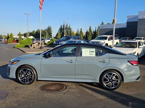 2025 Nissan Sentra SR