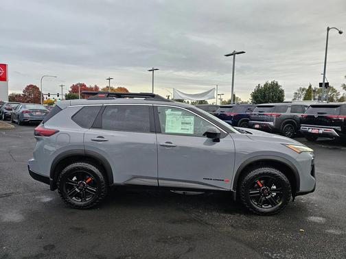2026 Nissan Rogue Rock Creek