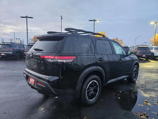 2025 Nissan Pathfinder Rock Creek 4WD