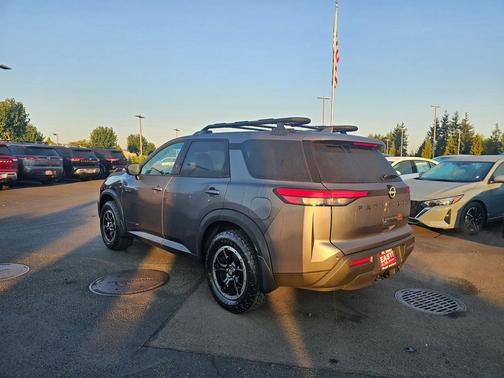2025 Nissan Pathfinder Rock Creek 4WD