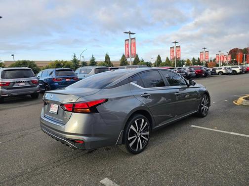 2021 Nissan Altima SR Intelligent AWD