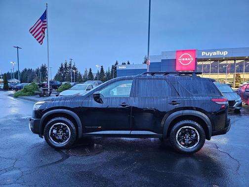 2025 Nissan Pathfinder Rock Creek 4WD