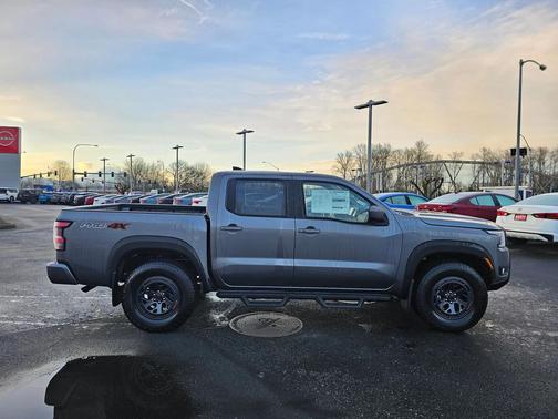 2025 Nissan Frontier PRO-4X