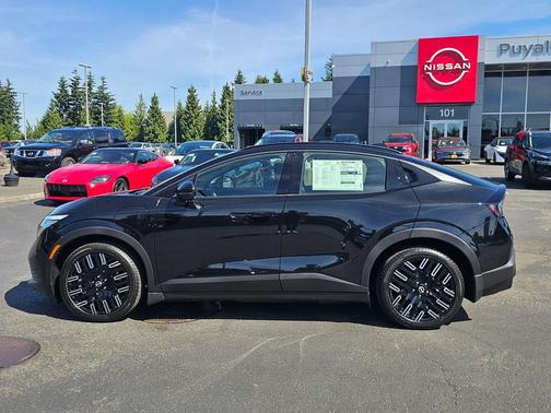 Black Diamond Pearl 2026 Nissan Leaf PLATINUM+