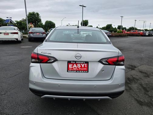 2025 Nissan Versa 1.6 S