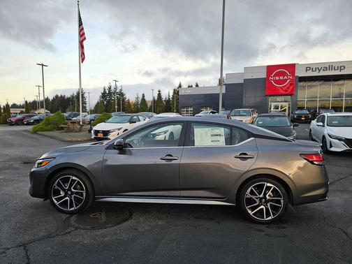 2025 Nissan Sentra SR