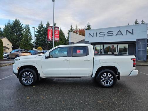 2024 Nissan Frontier SL