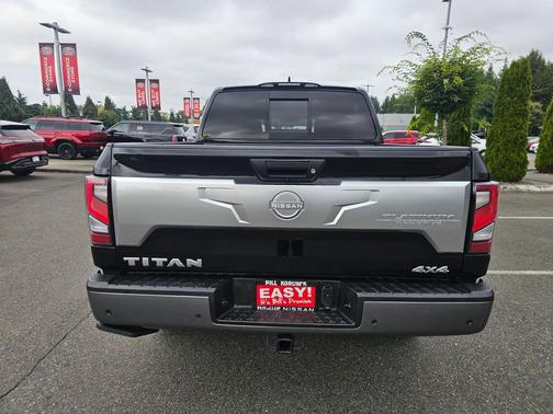 2024 Nissan Titan Platinum Reserve