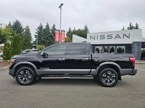 2024 Nissan Titan Platinum Reserve
