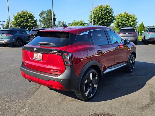 Scarlet Ember Tintcoat 2026 Nissan Kicks SR