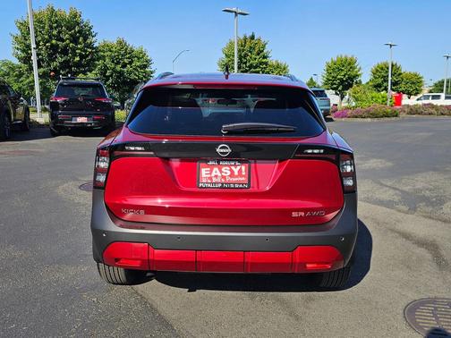 Scarlet Ember Tintcoat 2026 Nissan Kicks SR