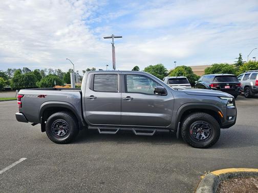 Gun Metallic 2025 Nissan Frontier PRO-4X