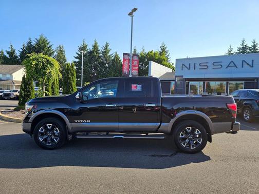 2023 Nissan Titan Platinum Reserve