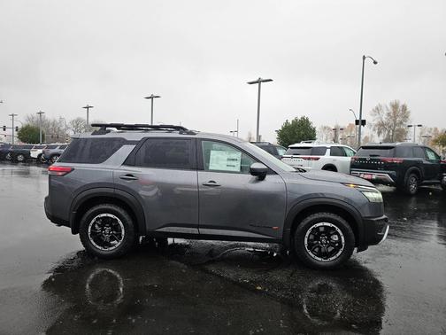 2025 Nissan Pathfinder Rock Creek 4WD