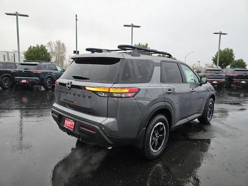 2025 Nissan Pathfinder Rock Creek 4WD