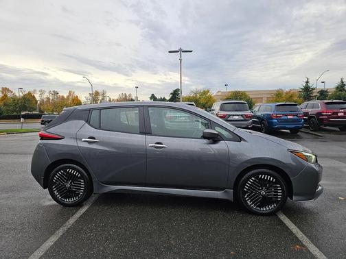 2025 Nissan Leaf SV PLUS
