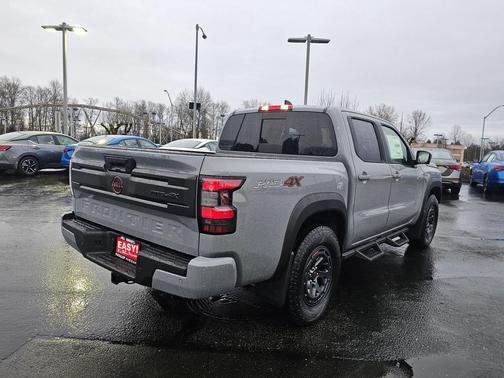 2025 Nissan Frontier PRO-4X