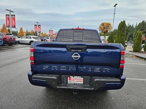 2022 Nissan Frontier SV