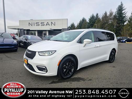 2022 Chrysler Pacifica Touring L