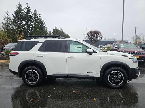 2025 Nissan Pathfinder Rock Creek 4WD