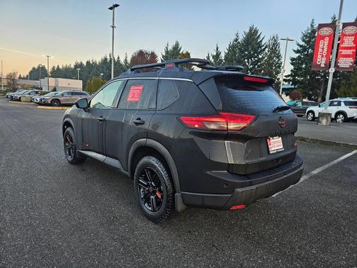 2025 Nissan Rogue Rock Creek