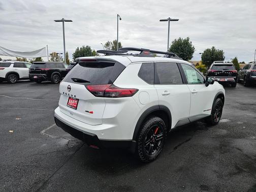 2026 Nissan Rogue Rock Creek