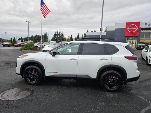 2026 Nissan Rogue Rock Creek