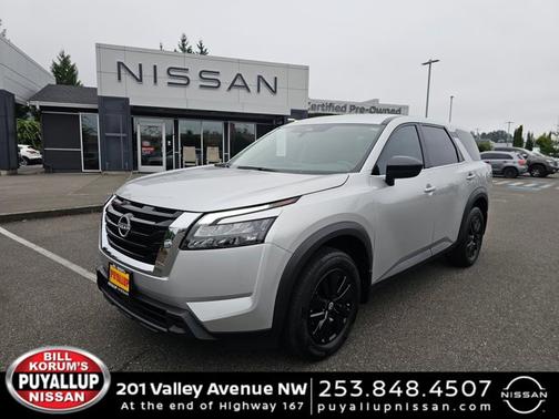 2023 Nissan Pathfinder S