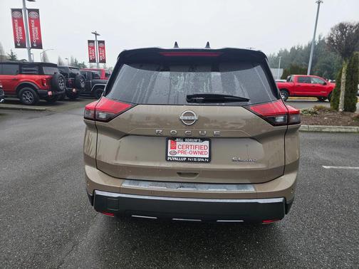 2025 Nissan Rogue SL