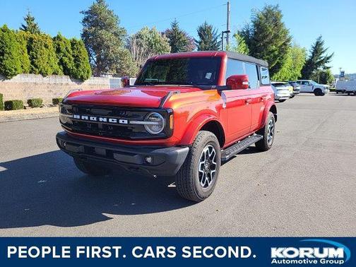 2024 Ford Bronco Outer Banks