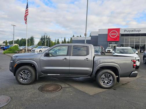 2025 Nissan Frontier SV