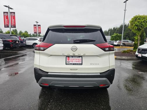 Pearl White Tricoat 2023 Nissan Rogue SV