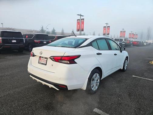 2025 Nissan Versa 1.6 S