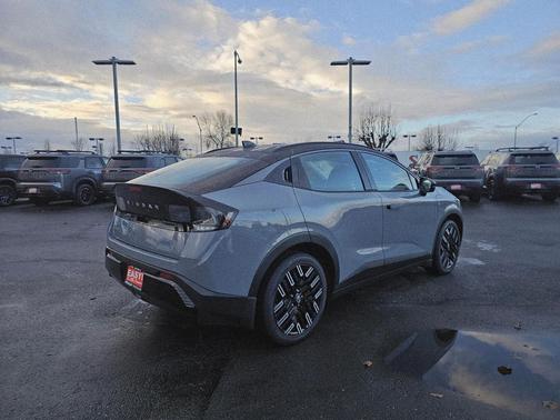 2026 Nissan Leaf PLATINUM+