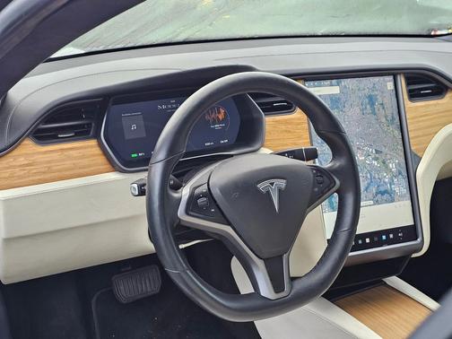2020 Tesla Model S Long Range Plus
