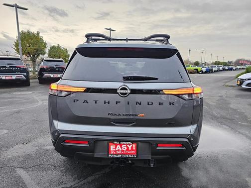 2025 Nissan Pathfinder Rock Creek 4WD