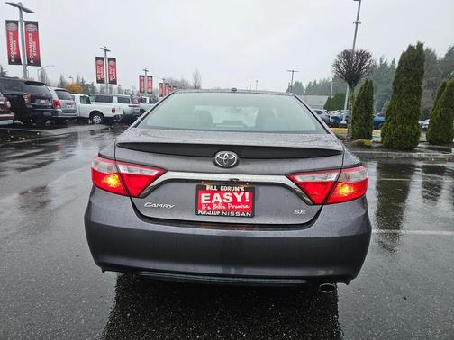 2015 Toyota Camry SE