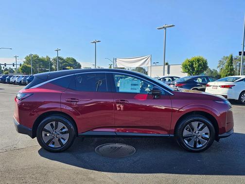 2025 Nissan Murano SL